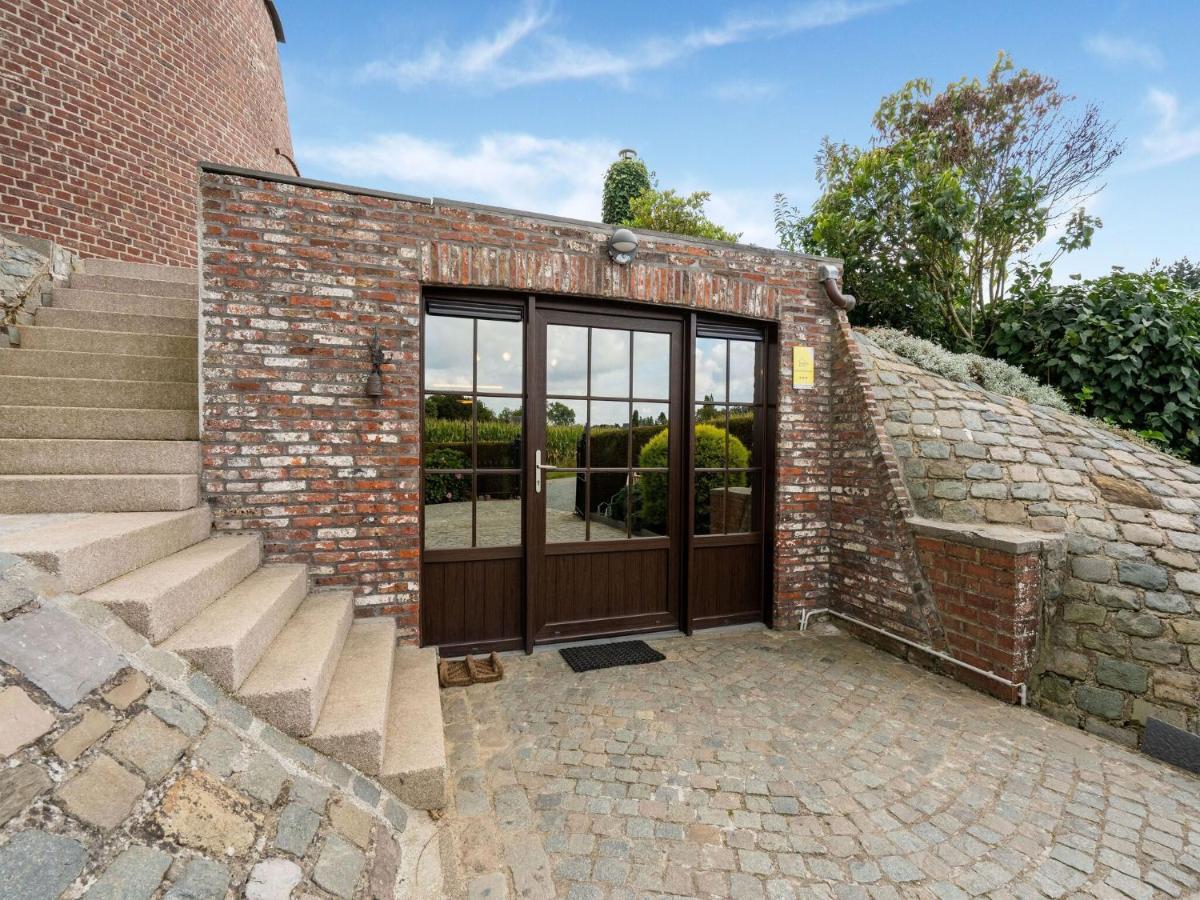 Stunning Holiday Home In Oombergen With Terrace And Garden Zottegem Exterior photo